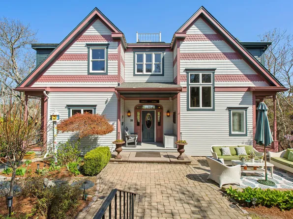 10 Somerset Road, Provincetown, MA 02657