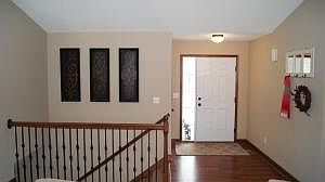 3rd image of 3021 Cottontail Ln