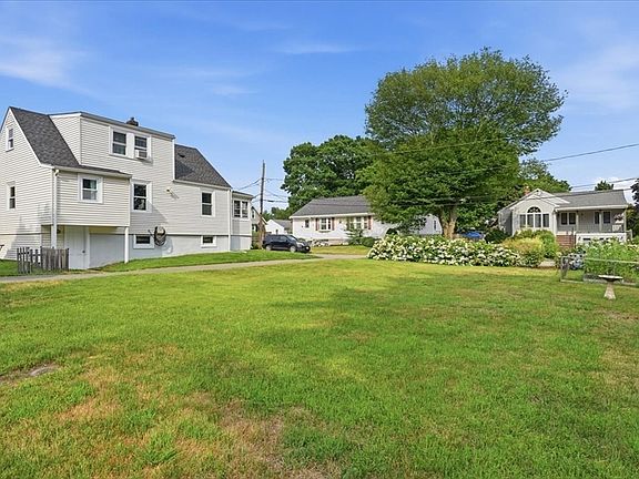3rd image of 15 Gilmore St