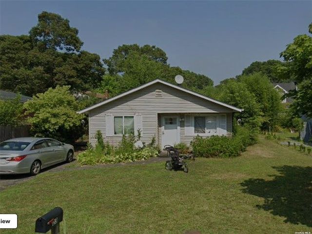 1st image of 23 Birchwood Dr