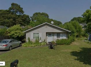23 Birchwood Dr, Shirley, NY 11967