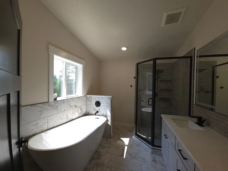 3835 Pinecreek Rd — Photo 12