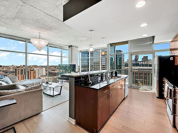 4th image of 1700 Bassett St Unit 1601