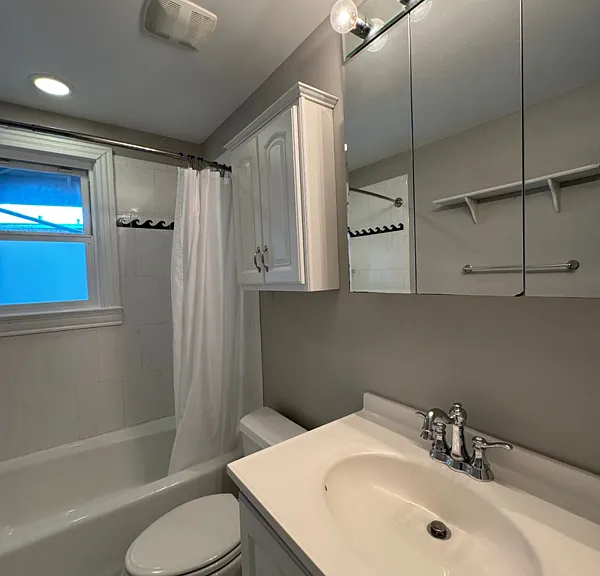 1414 Floyd Ave — Photo 32