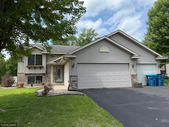 22076 Ethan Ave N, Forest Lake, MN 55025