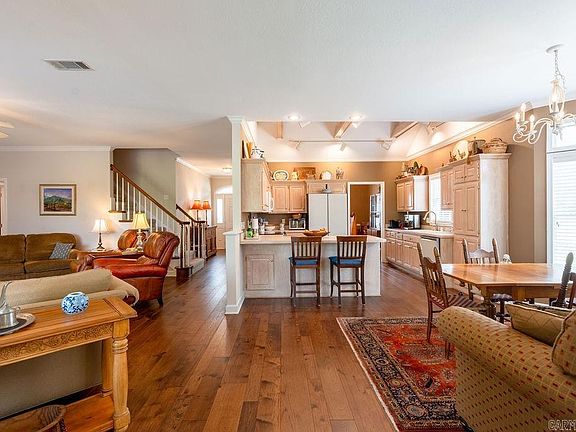 3rd image of 800 Double Eagle Dr