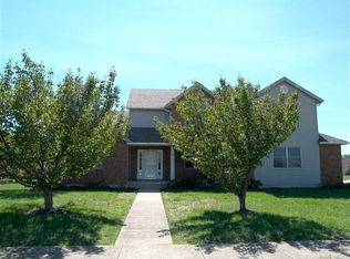 115 Tiffany Ln, Carlisle, OH 45005