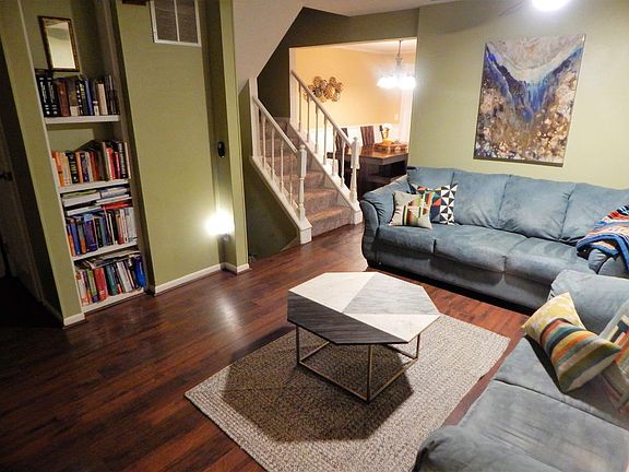 4th image of 5819 Ashby Ct