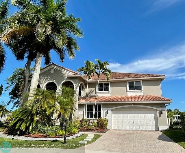 1st image of 3901 Pinecrest Ct
