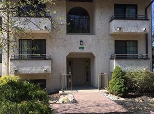39 Midlake Dr #202F, Lake Harmony, PA 18624
