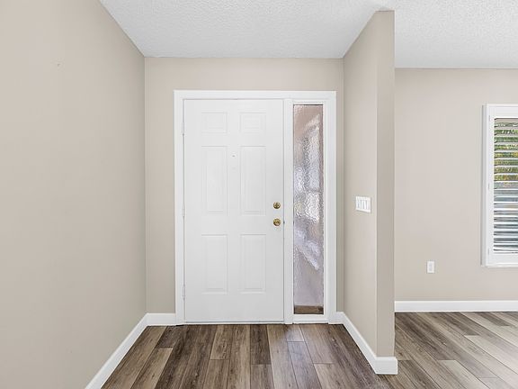 3rd image of 5771 Timber Lake Dr