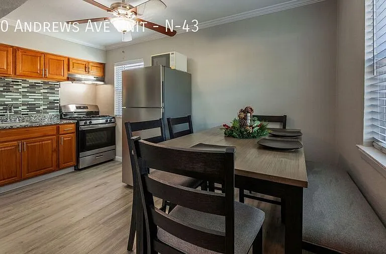 400 Andrews Ave #N-43 — Photo 11