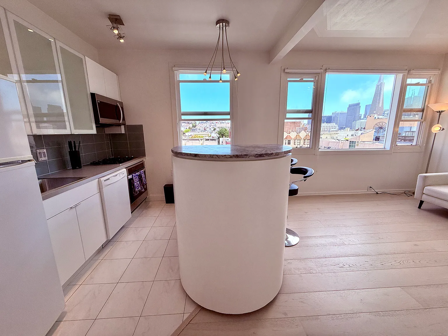 1 bed, 500 sqft, $5,500 — Photo 3