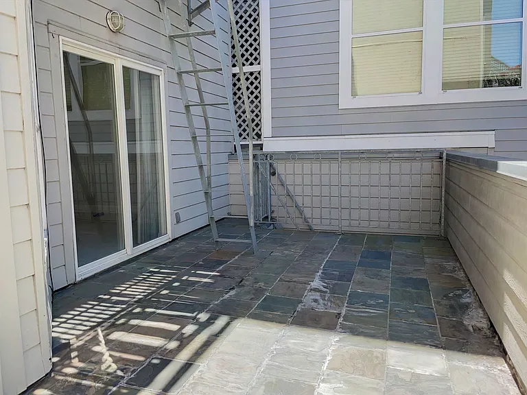 1115 Divisadero St #1 — Photo 23