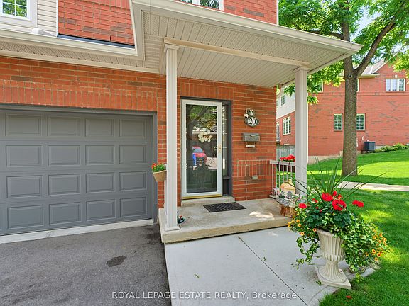 4th image of 120 Beddoe Dr Unit 20