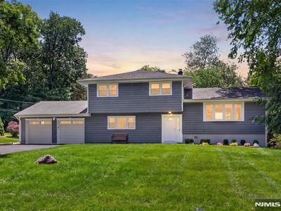 7 Willow Brook Road, Hillsdale, NJ, 07642