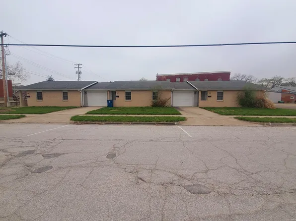 105 N 5th St, Canton, MO 63435