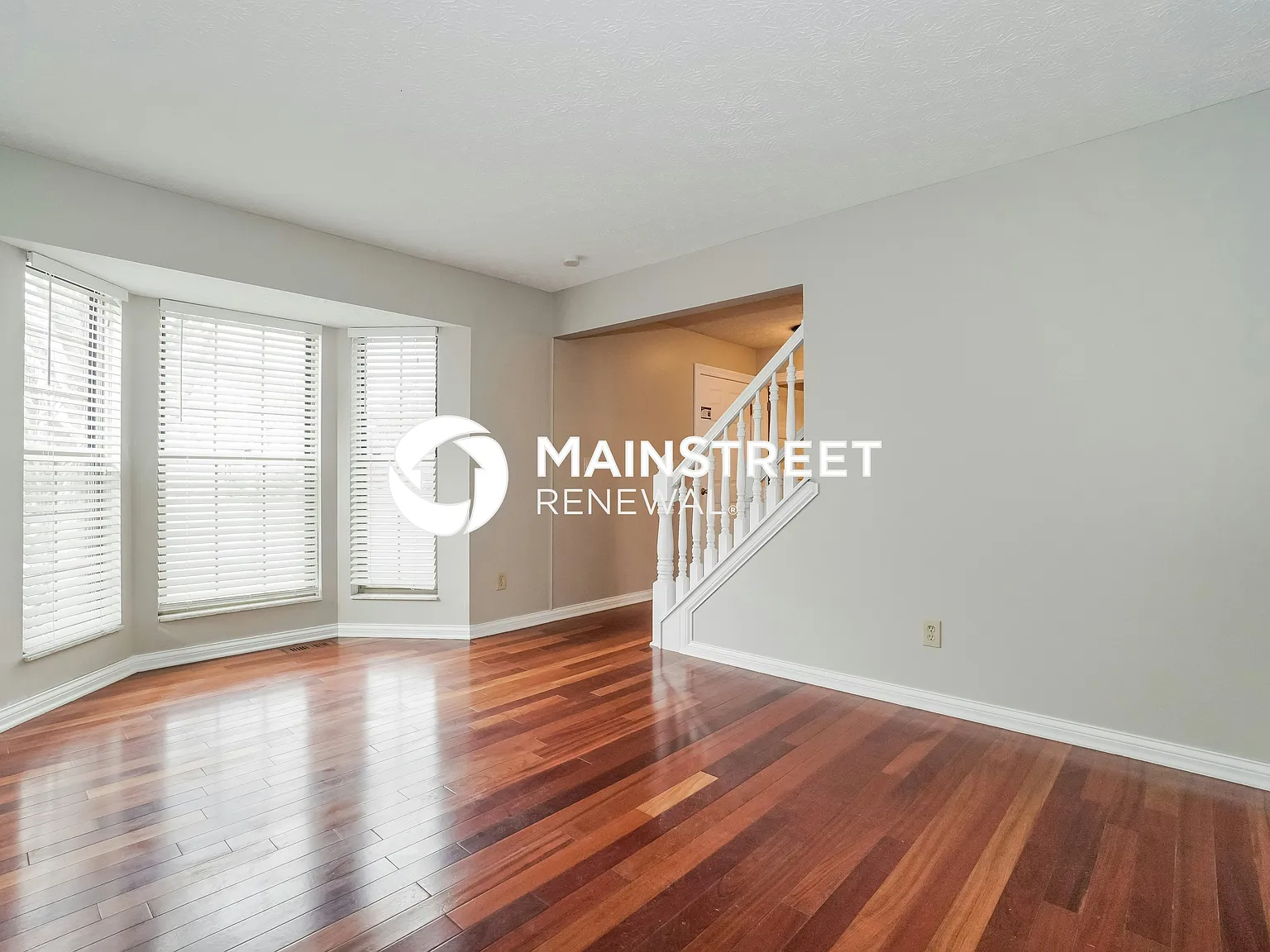 162 Patterson St — Photo 2