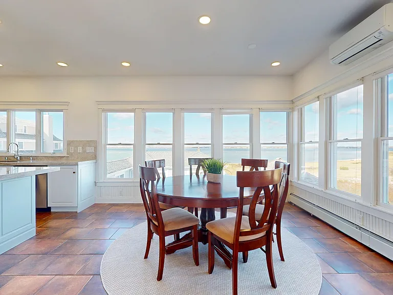 750 Dune Rd — Photo 27