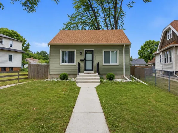 4555 N 39th STREET, Milwaukee, WI 53209