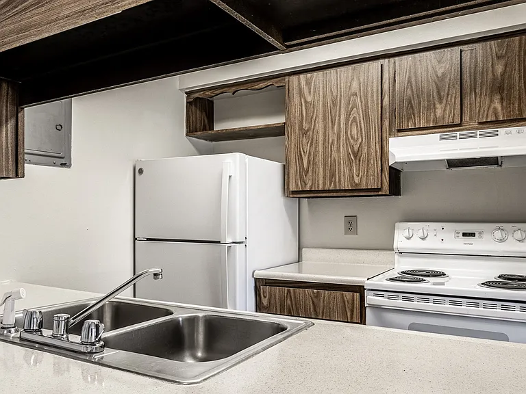 The Timbers Apartments — Photo 5
