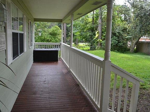 4th image of 1449 Highridge Ave