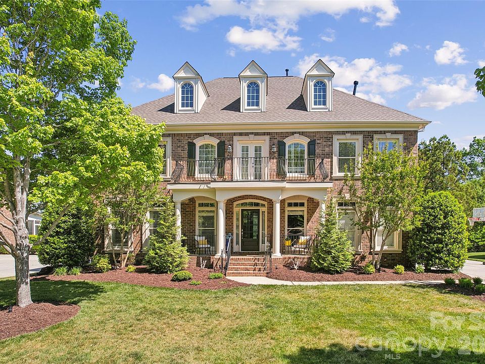 1st image of 404 Three Greens Dr