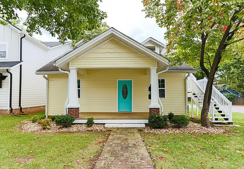 1st image of 200A Richardson Ave
