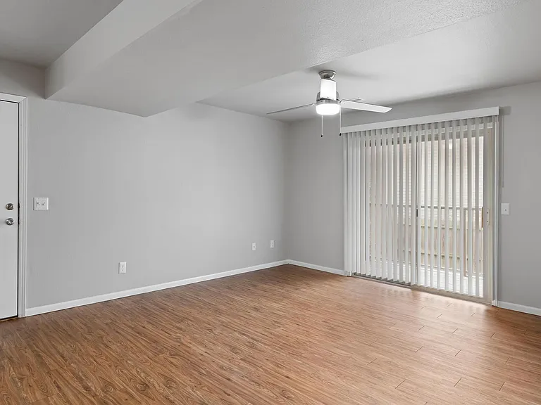Sherwood Village Apartments — Photo 26