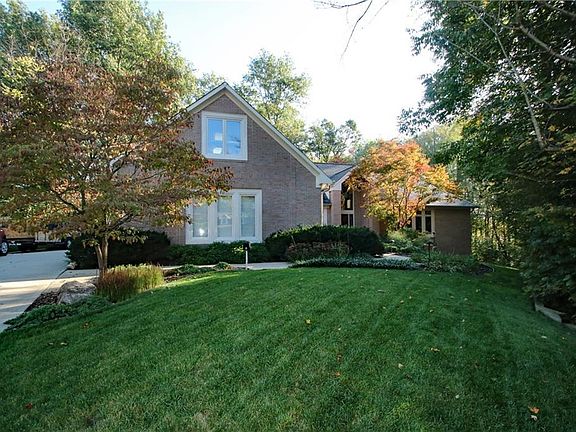 3rd image of 4600 Hickory Ct