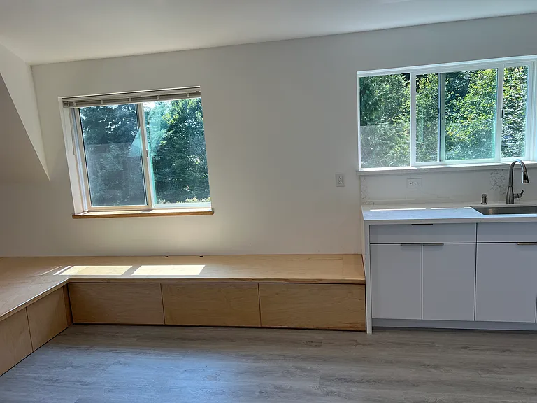 1027 Sturgus Ave S #5-2 — Photo 7
