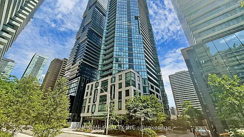 45 Charles St E Photo 1
