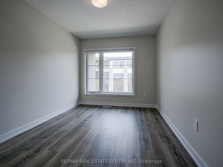 350 River Rd #7 — Photo 28