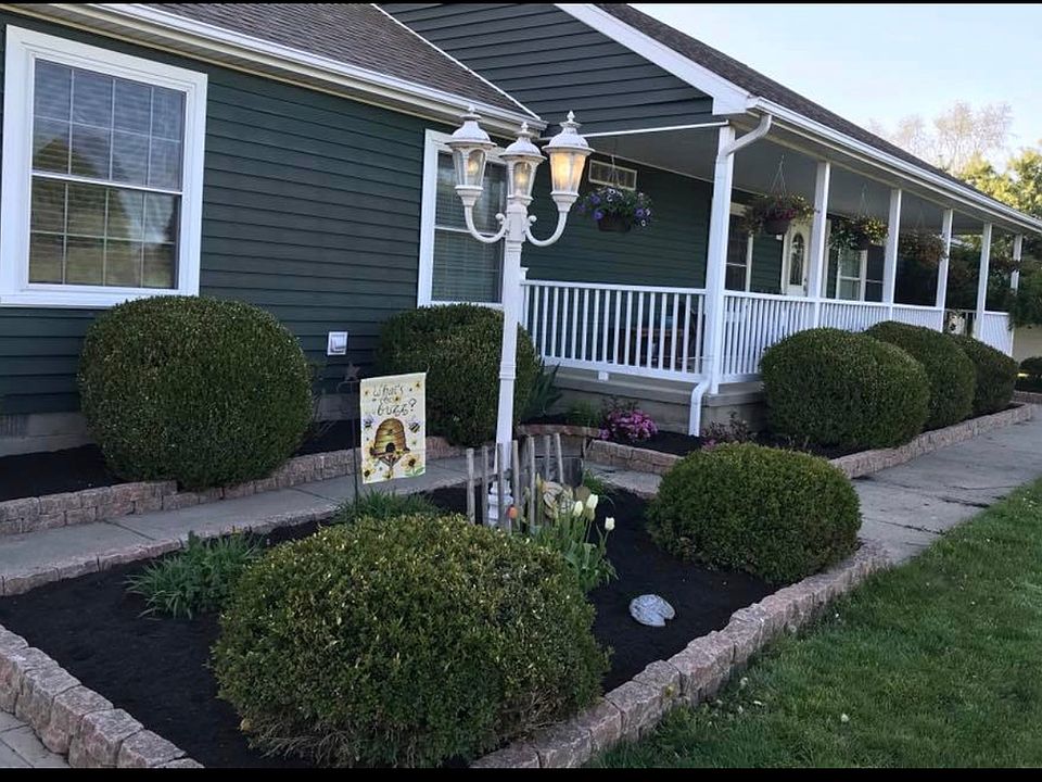 1st image of 244 Fox Hill Dr