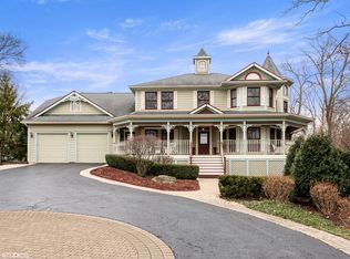 5027 Main St, Lisle, IL 60532