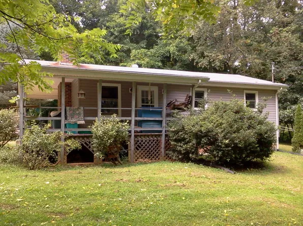 355 Deep Forest Dr, Cleveland, VA 24225