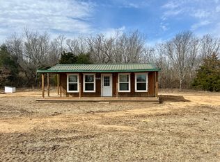 18 Rusty Oak Dr, Benton, MO 63736