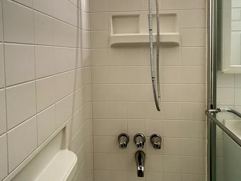 14021 Gridley Rd — Photo 26