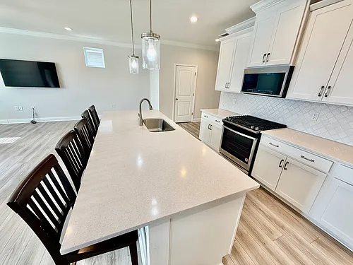 204 Stone River Dr Photo 1