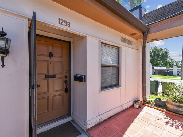 1298 Mission Hills Blvd