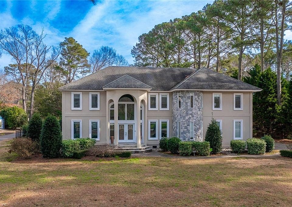 1st image of 1930 Woodside Ln