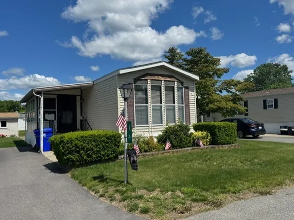 14 Ipswich Dr #14, Taunton, MA 02780