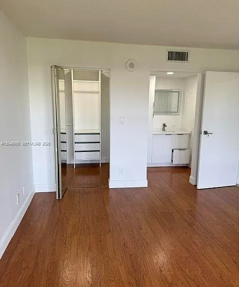 17021 N Bay Rd #509 — Photo 6