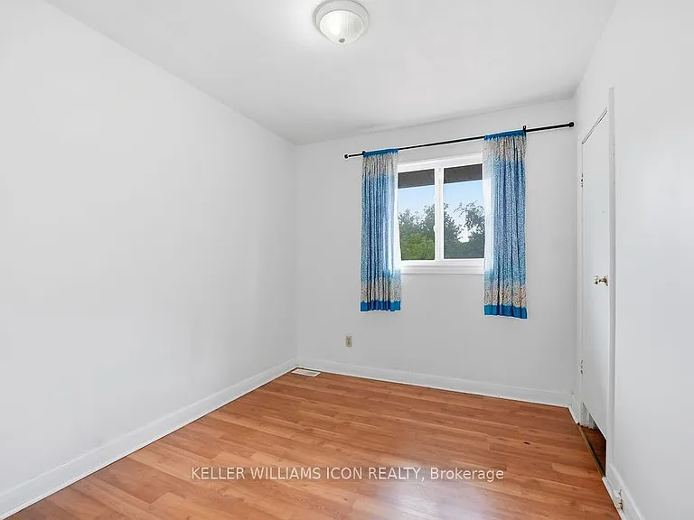 873 Woodroffe Ave — Photo 27