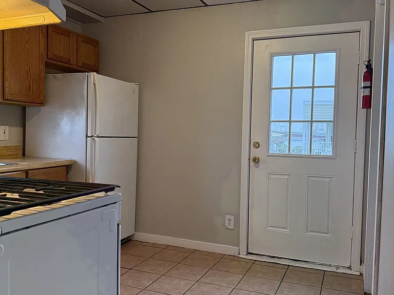 499 Lindsey St #3W — Photo 7