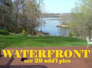 519 Broad Creek Dr, Fort Washington, MD 20744