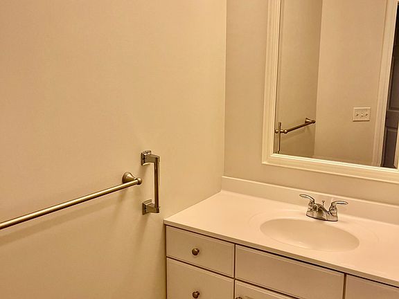 4th image of 6 Woodman Way #108A