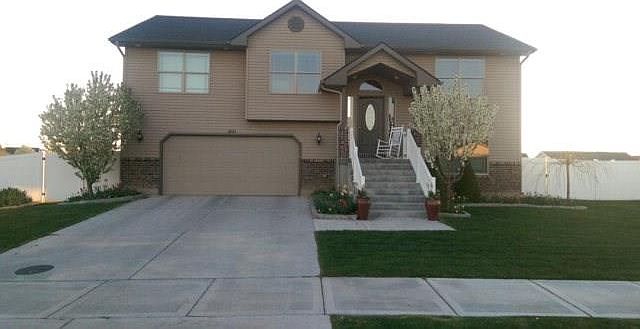 1st image of 2061 N Viola Dr