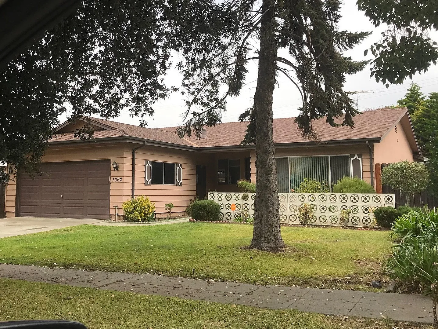 1362 Park Pleasant Cir photo 1