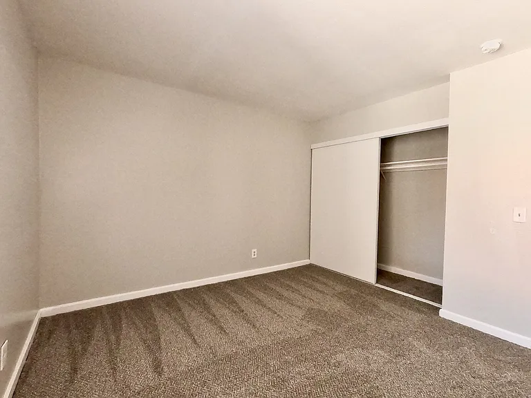 1405 Vegas Valley Dr #298 — Photo 10